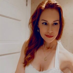 Meet your Posher, Leah